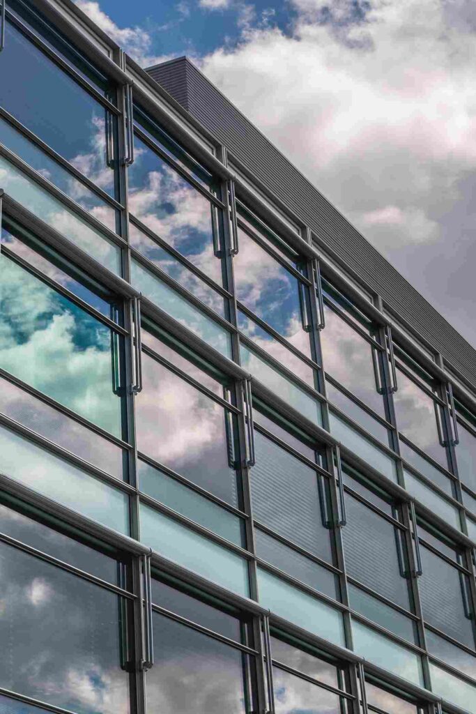 Instalacion de ventanas de aluminio y PVC en Madrid - Persianas Aluminio Latorre